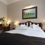 Senacki 4* Cracovia