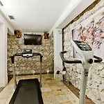 Senacki Hotel Cracovia