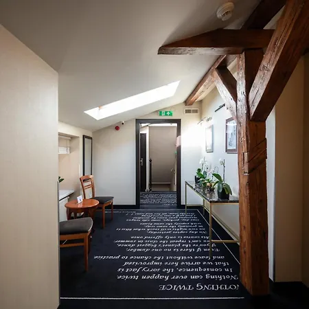 西纳可酒店 酒店 4*