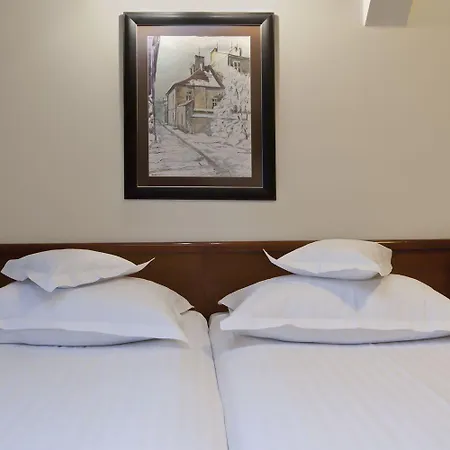 Senacki Hotel Cracovia