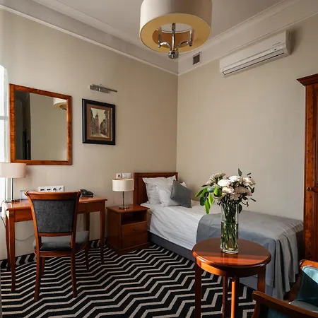 Senacki Hotel 4*